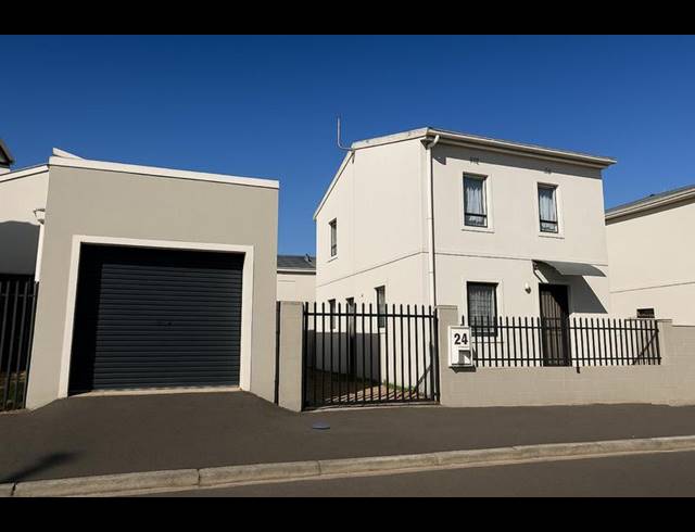 3 BEDROOM TOWNHOUSE FOR SALE IN RIVERGATE